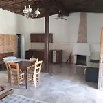 Alojamento de Acomodação e Pequeno-almoço Karpaz Stone House Rizokarpaso