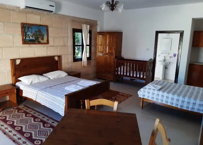 Karpaz Stone House 3* Rizokarpaso